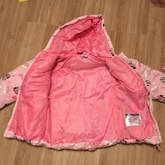 NWT Minnie, mouse puffer jacket - Picture 6 of 7